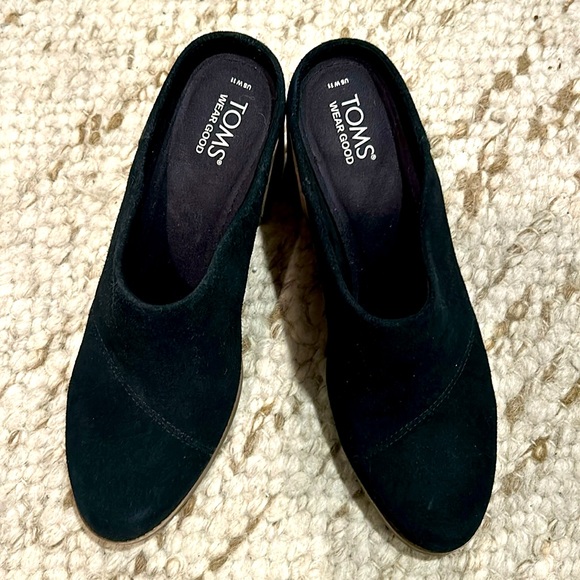 Tom’s Black Suede Block Heel Slip-ons - Picture 1 of 7